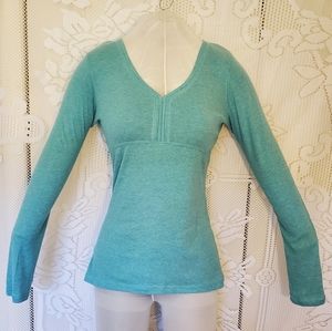 Currants blue knit longsleeve vneck women's top